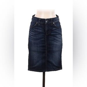 Level 99 Skirt in Size 29